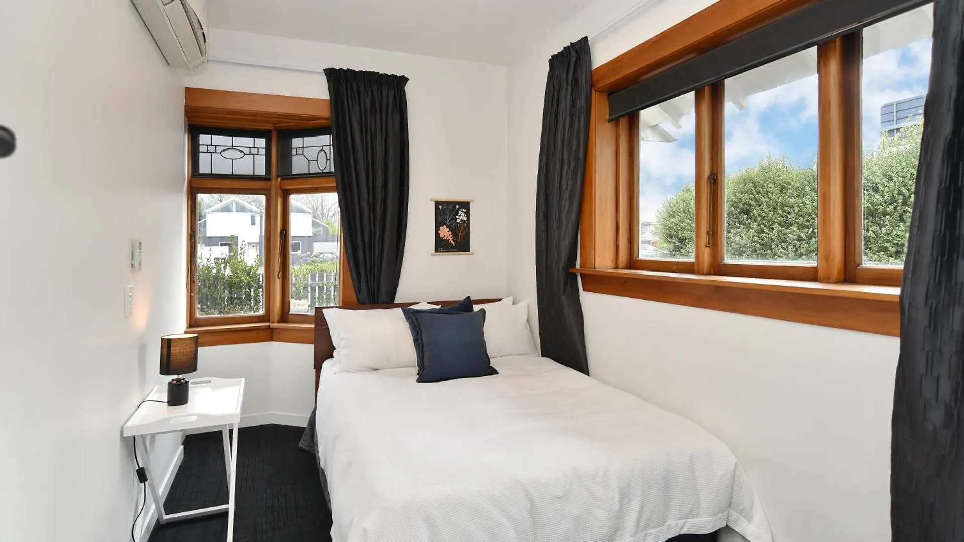 Grand Heritage 5 Brms Cbd Villa With Carparks Christchurch Nya Zeeland